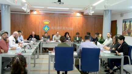 Unanimitat per impulsar la consulta sobre si afegir Sant Joan al topònim de Palamós