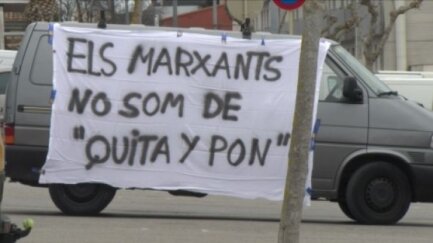 Els marxants de Platja d'Aro protesten contra el nou reglament del mercat