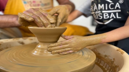 Els tallers de Ceràmica de la Bisbal tornen a sortir al carrer un estiu més