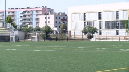 Famílies de Sant Antoni de Calonge demanen que s'obri el camp de futbol durant l'estiu