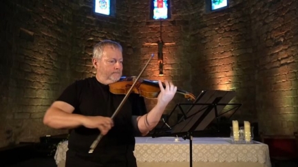 La música barroca al violí de Fabio Biondi emplena el Monestir de Sant Feliu de Guíxols