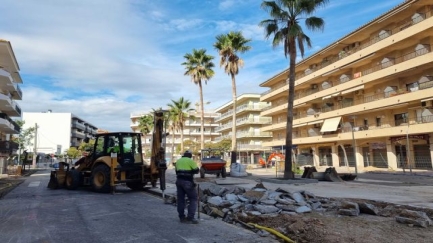 La plaça de Catalunya i l’avinguda Costa Brava en obres durant deu mesos