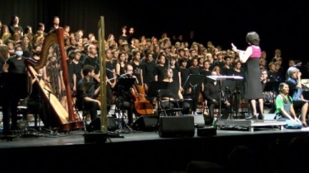 Tretze escoles del Baix Empordà participaran en el projecte musical Cantània