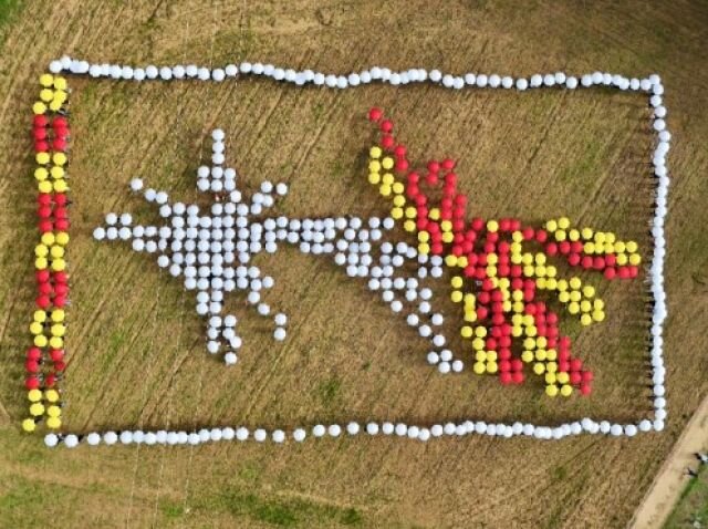 Castell d'Aro tanca la celebració dels 800 anys de pessebres vivents amb un estel gegant