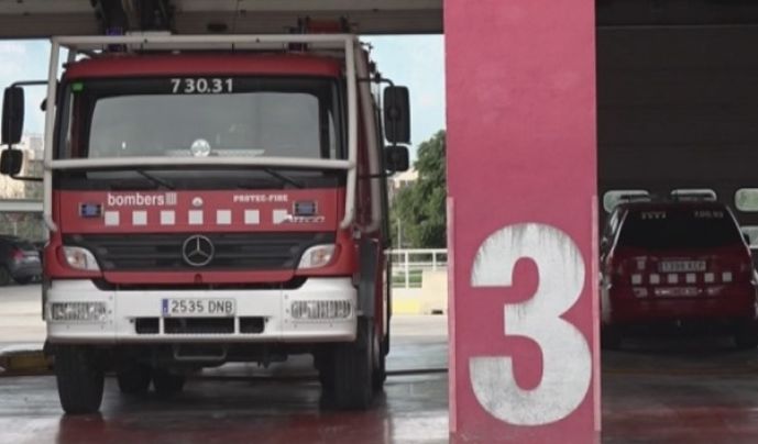 Declarat un incendi al carrer Major de Calonge