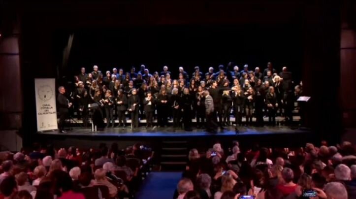 La coral Cypsella celebra els 40 anys amb un concert ple d’emoció