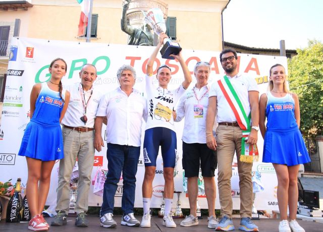 Paula Blasi, del Massi Baix Ter, és la millor jove al Giro della Toscana