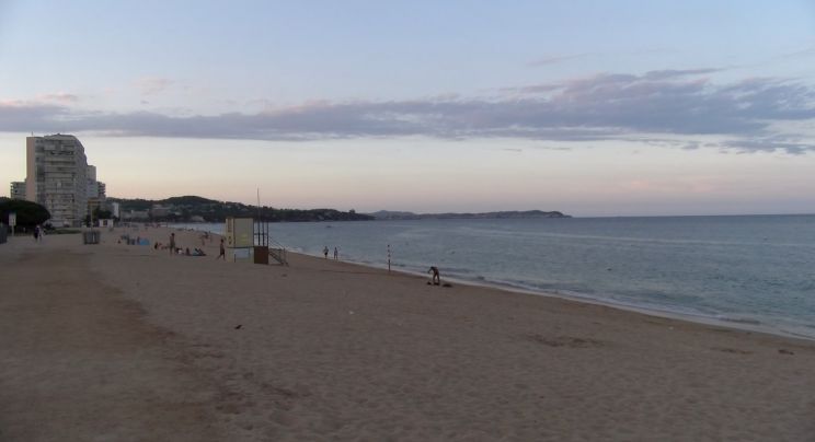 Prohibit banyar-se a la Platja Gran de Platja d'Aro per la mala qualitat de l'aigua